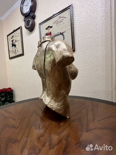 Статуя Кашпо ваза