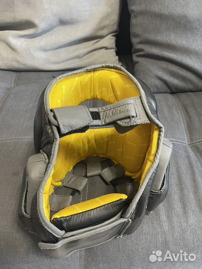 Боксерский шлем с бампером Everlast