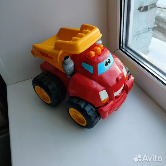 Самосвал Чак