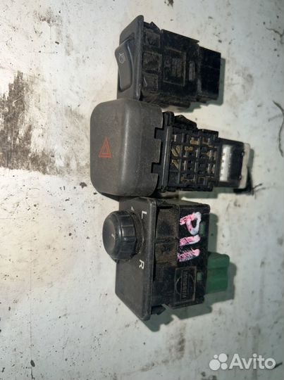 Кнопки Nissan Primera P11