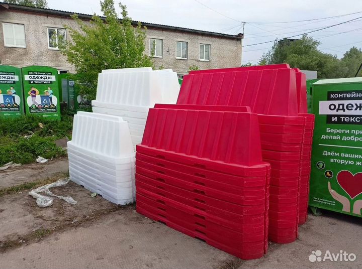 Дорожные барьеры новые, дорожное ограждение