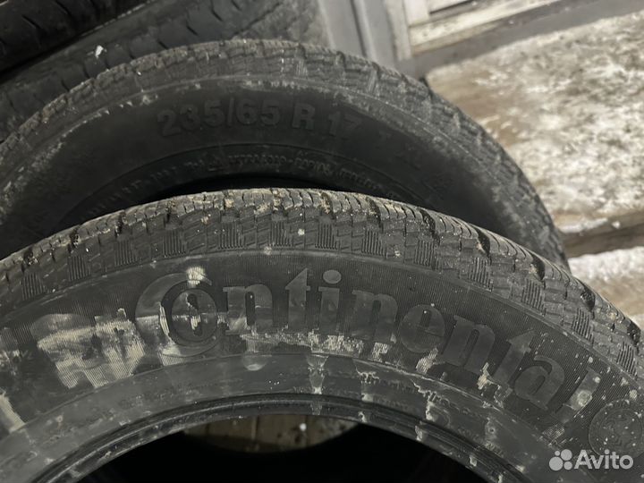 Continental ContiIceContact 4x4 235/65 R17