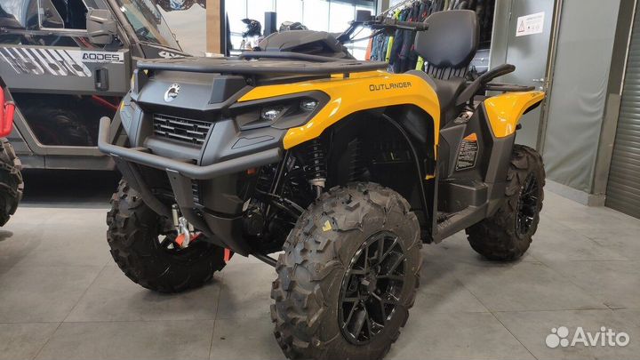 Квадроцикл BRP Can-Am Outlander Max XT 700 желтый