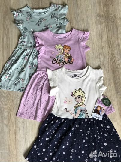 Новое Платье для девочки C&A 110, 122