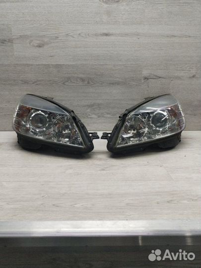 Фары Mercedes C-Class W204 M271.820 2010