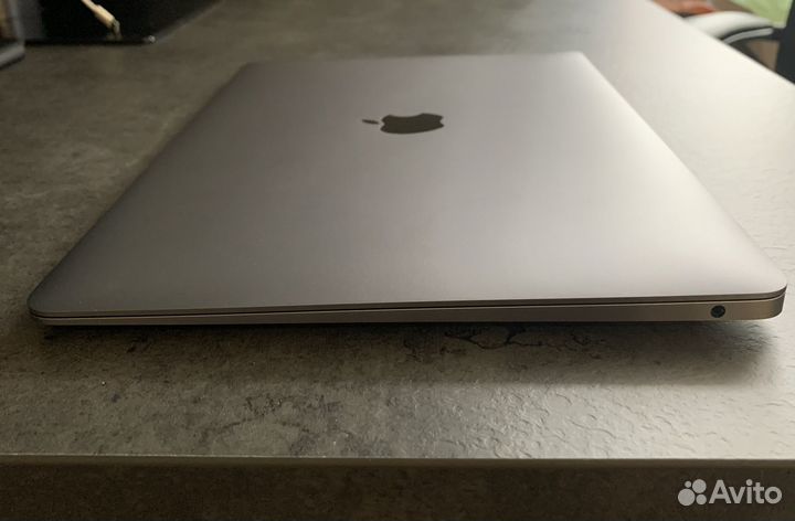 Ноутбук Apple MacBook Air 13 идеальное состояние