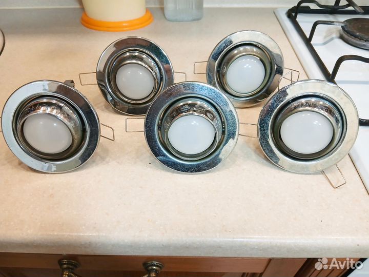 Светильник потолочный встраиваемый