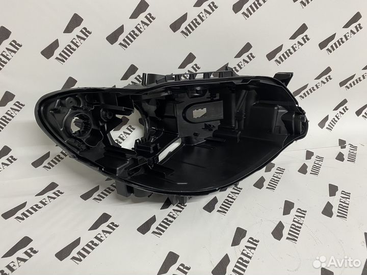 Правый корпус фары BMW 2 series F22 2014-2017xenon