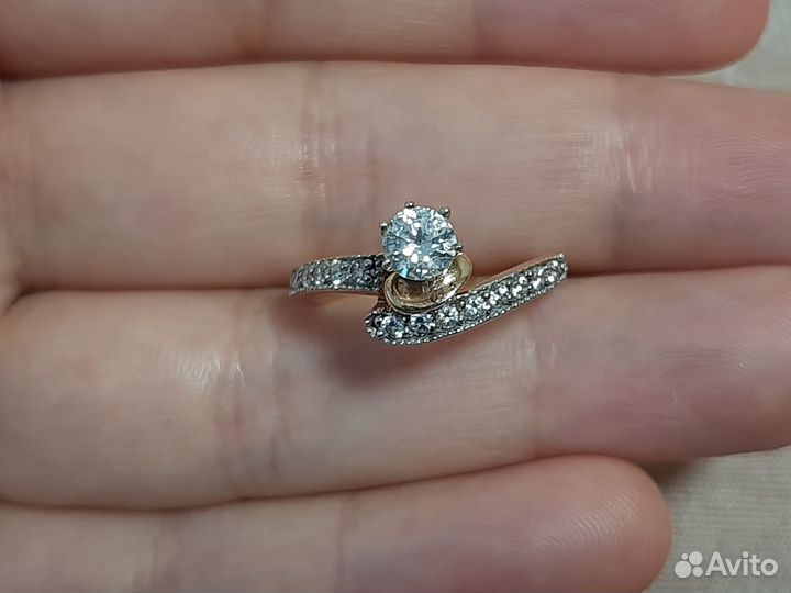 Золотое кольцо женское