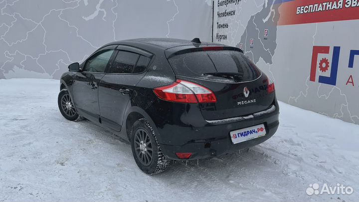 Радиатор основной Renault Megane 3 214100067R