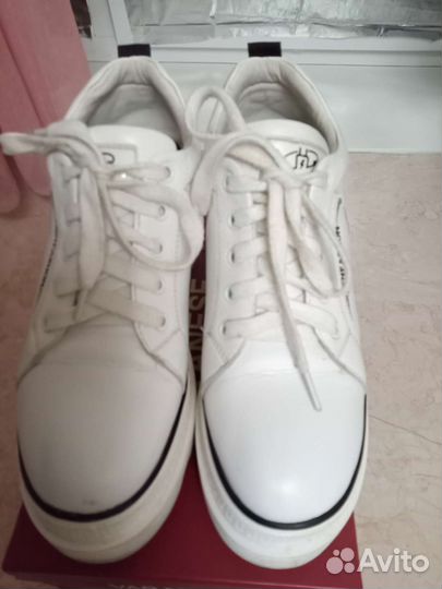 Кросовки женские 39 размер натуральная кожа