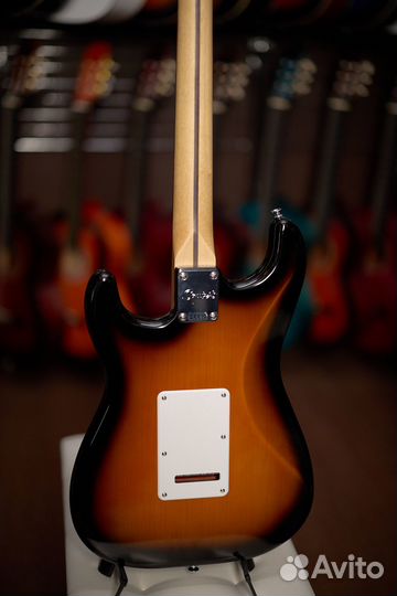 Электрогитара Fender Squier