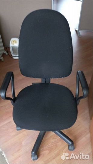 Компьютерное кресло