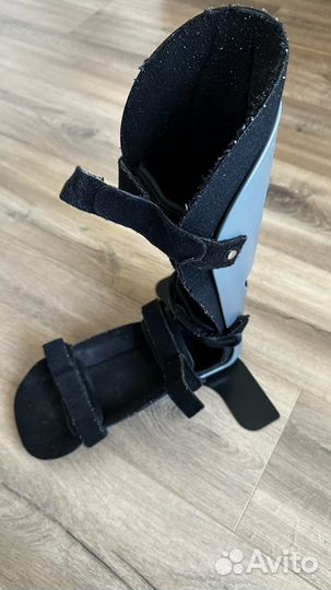 Ортез на голеностоп