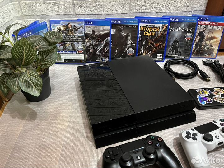 Sony PlayStation 4 Fat+ништяки+750 игр