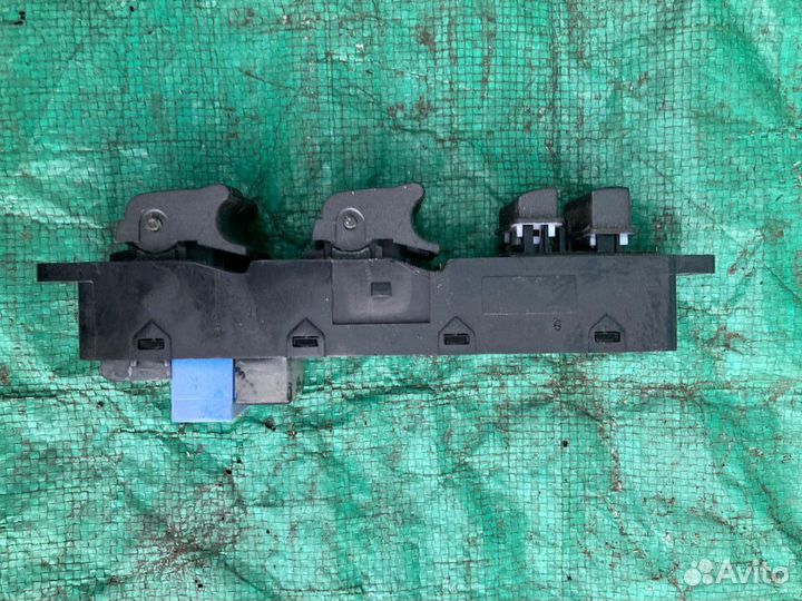 Блок управления стеклоподъемниками SsangYong Kyron