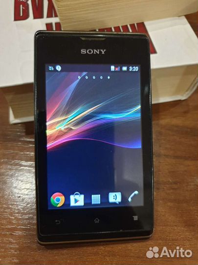 Смартфон Sony Xperia E Dual