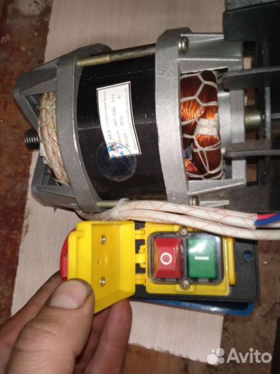 Двигатель для бетономешалки