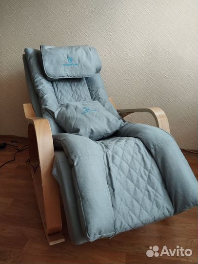 Кресло-качалка массажное новое
