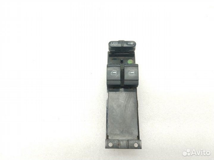 Блок кнопок Skoda Octavia A4 BCA 1.4 2007