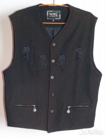 Жилетка чёрная