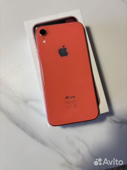 iPhone Xr, 64 ГБ