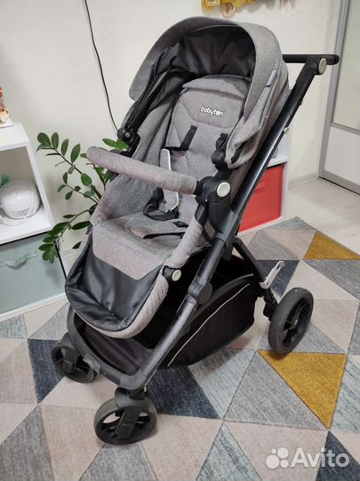 Прогулочная коляска