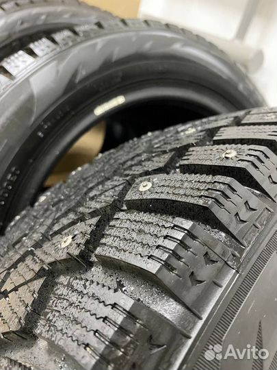 Pirelli Formula Ice 225/50 R17 98T