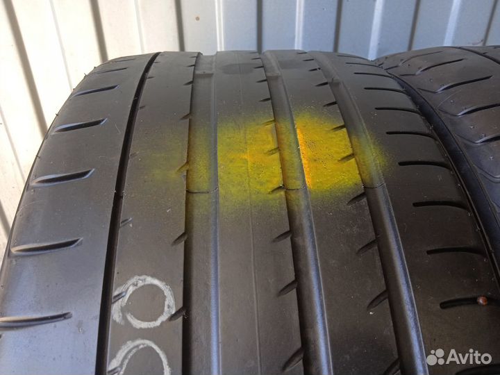 Yokohama Advan Sport V105 255/35 R19