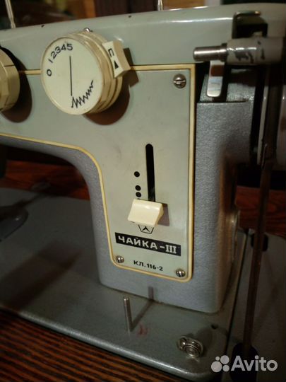 Швейная машинка Чайка 142М
