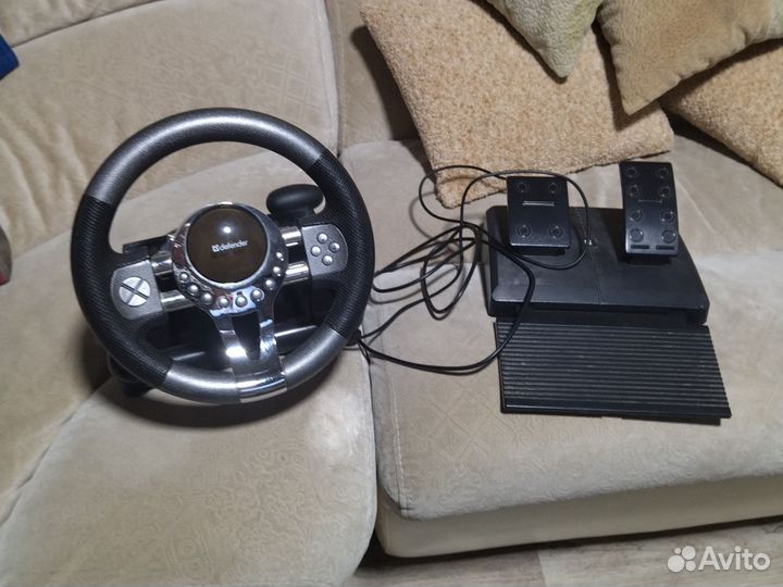 Игровой руль с педалями и коробкой передач