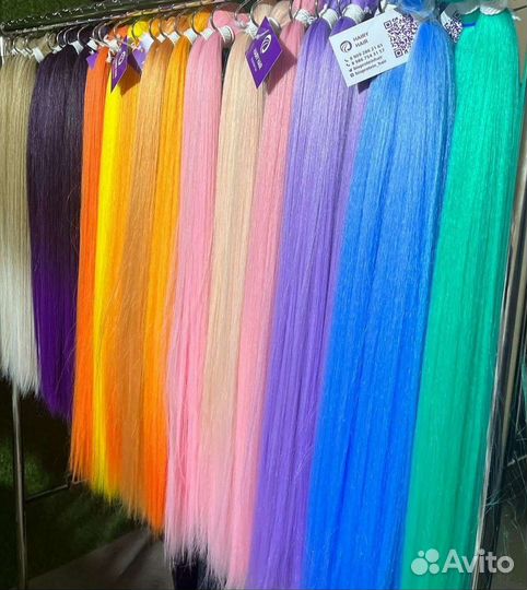 Наращивание цветных прядей