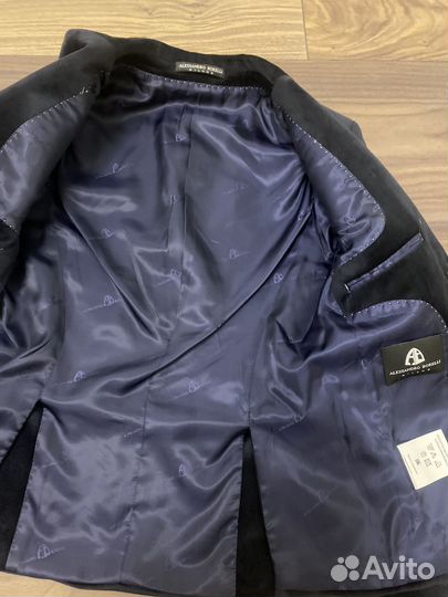 Продам пиджак для мальчика на 10 лет