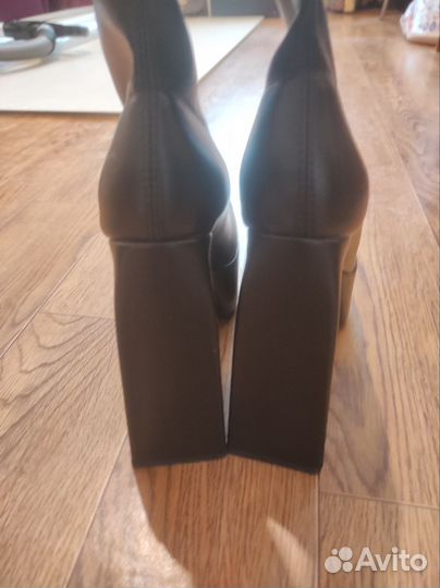 Сапоги братц 35