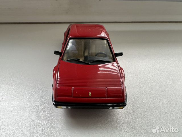 Ferrari Mondial Coupe IXO 1:43