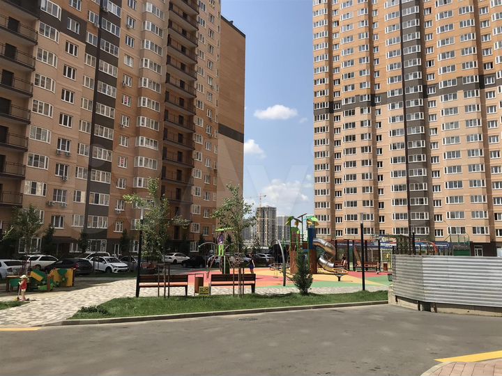 Торговая площадь в Губернском, 77 м²