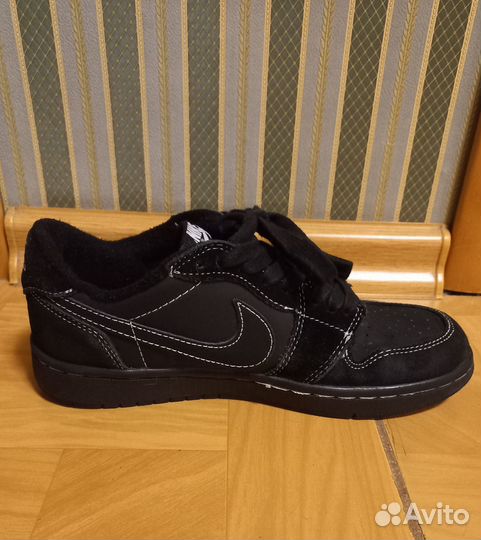 Кроссовки мужские nike