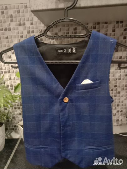 Школьный костюм (жилетка и брюки) для мальчика