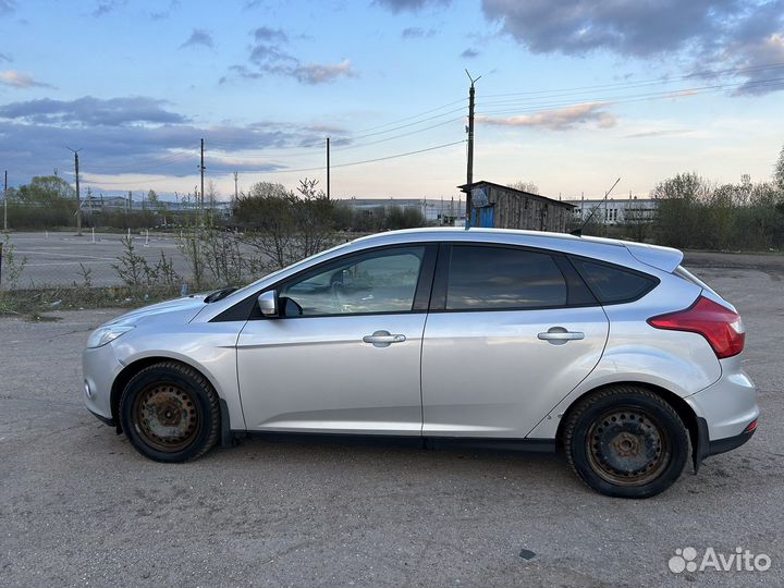Ford Focus 1.6 МТ, 2012, 299 000 км