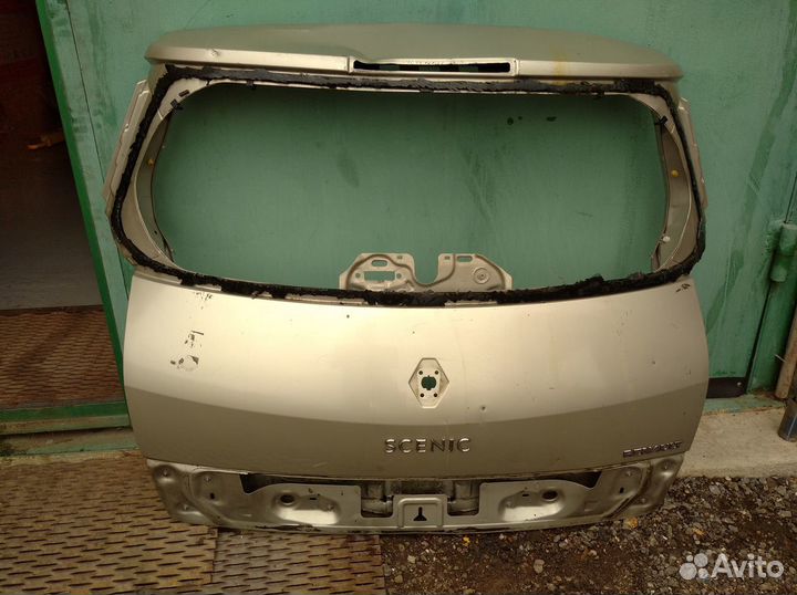 Крышка багажника Renault Scenic 2 2006-2010