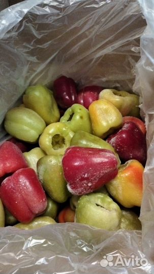 Перец целый замороженный