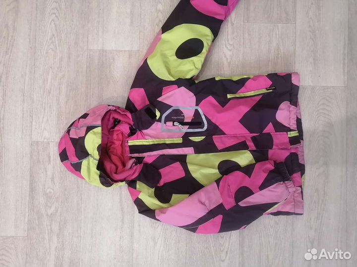 Куртка демисезонная на девочку 134 140