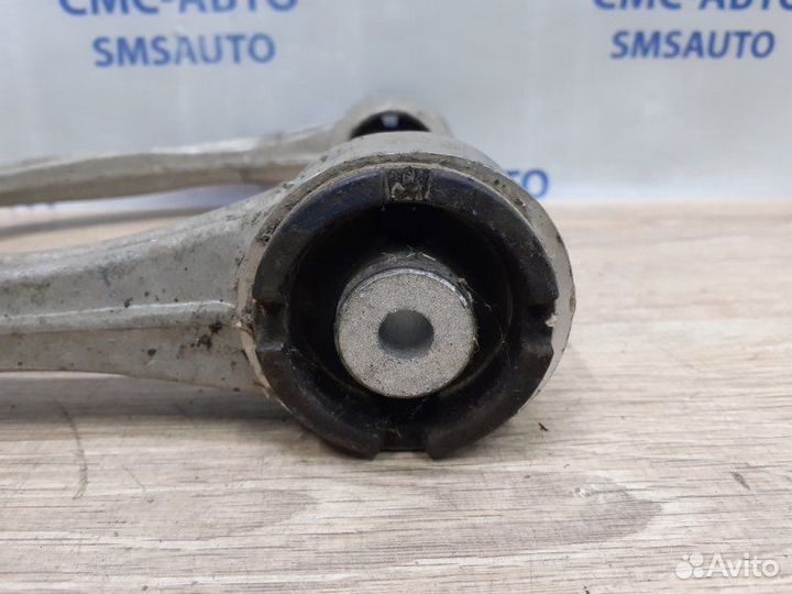 Рычаг верхний передний левый Mercedes-Benz C-Class