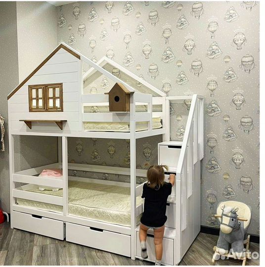 Детская кровать с ящиками от 3 лет