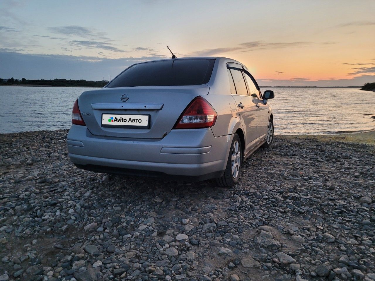 Nissan Tiida: фото владельца
