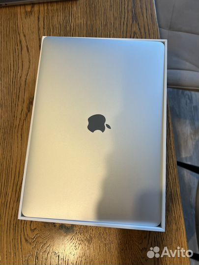 Macbook air 13 2020 m1 8gb 256
