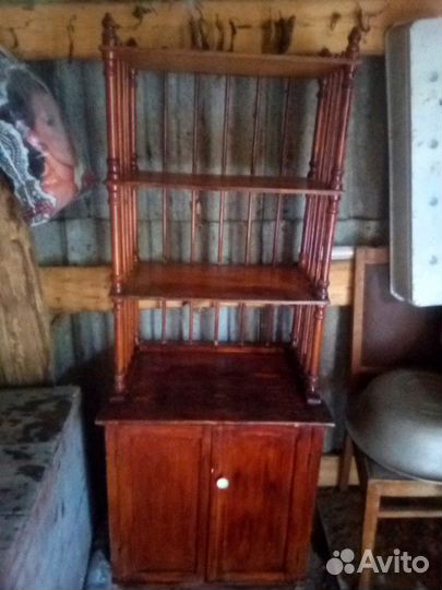 Тумбочка-этажерка