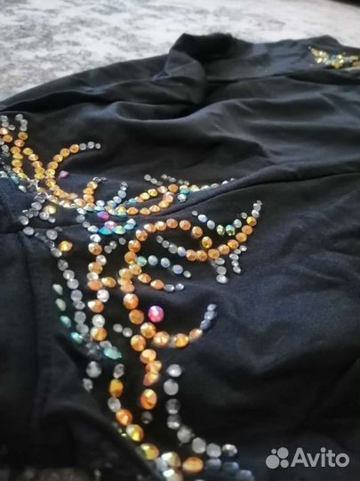 Костюм для фигурного катания