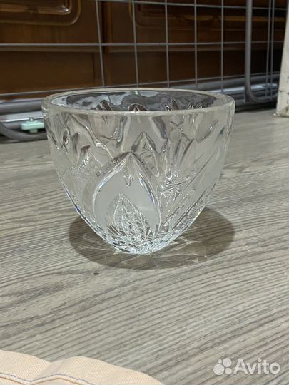 Хрустальная конфетница