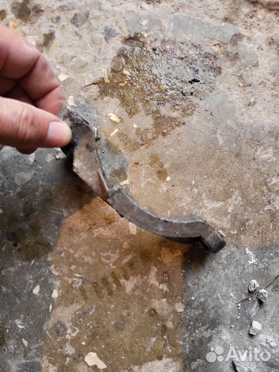 Ауди Крепление компрессора кондиционера audi